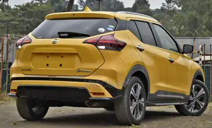 Nissan Kicks S 2018 Yellow