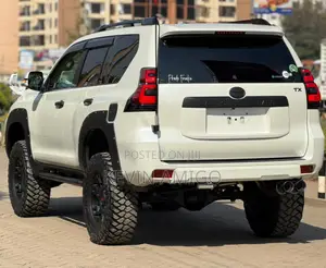 Toyota Land Cruiser Prado 2.8 2020 White