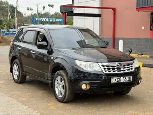 Subaru Forester 2012 Black