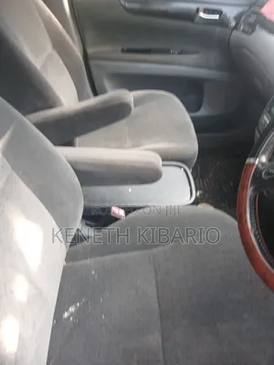 Toyota Ipsum 240i Limited 4WD 2002 Gray