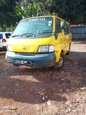 Nissan Vanette 2009 Yellow