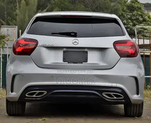 Mercedes-Benz A-Class 2018 Silver