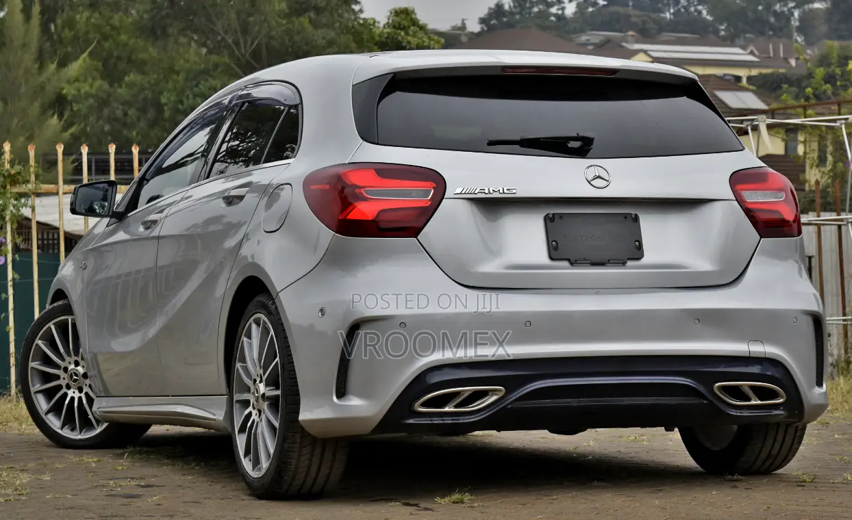 Mercedes-Benz A-Class 2018 Silver