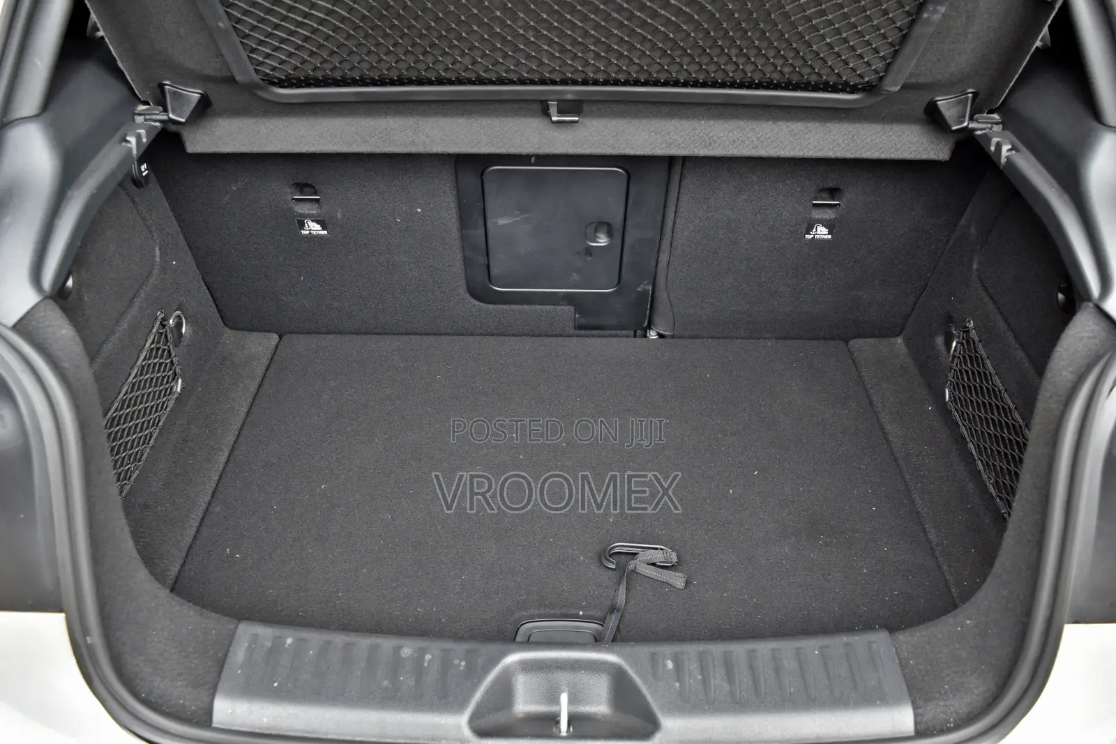 Mercedes-Benz A-Class 2018 Silver
