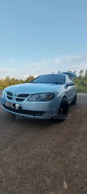 Nissan Almera Tino 2004 Blue