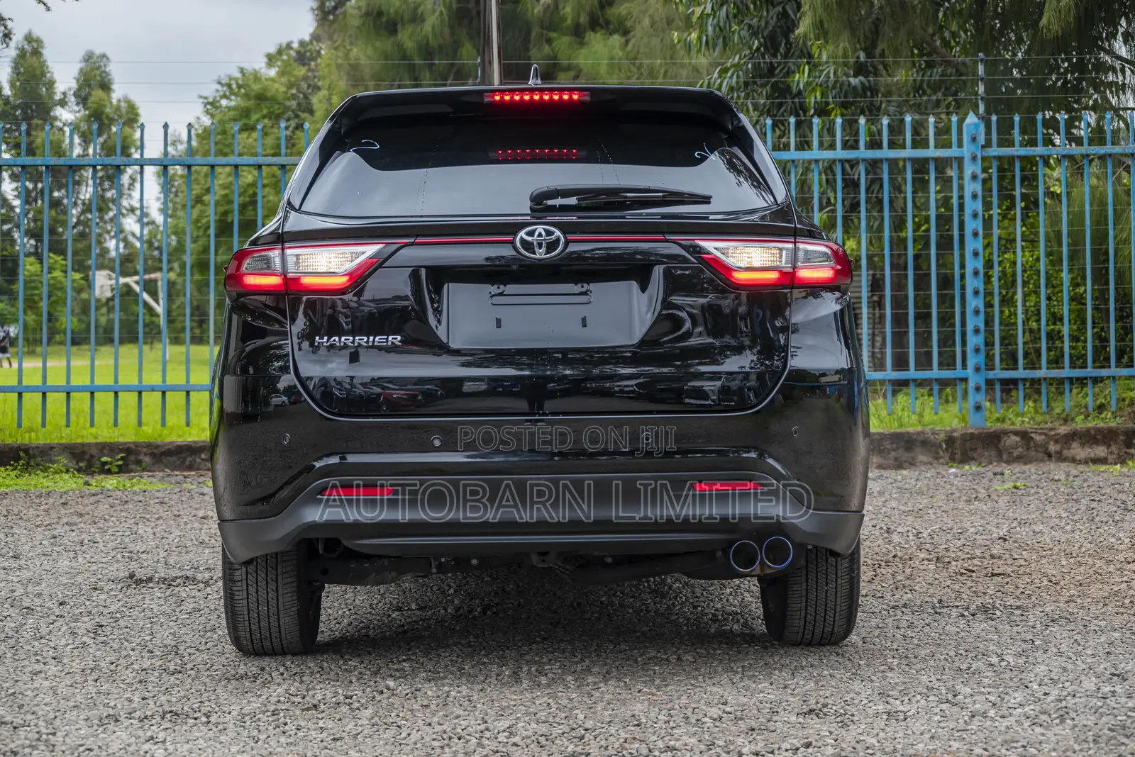 Toyota Harrier 2.0 2018 Black