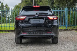 Toyota Harrier 2.0 2018 Black