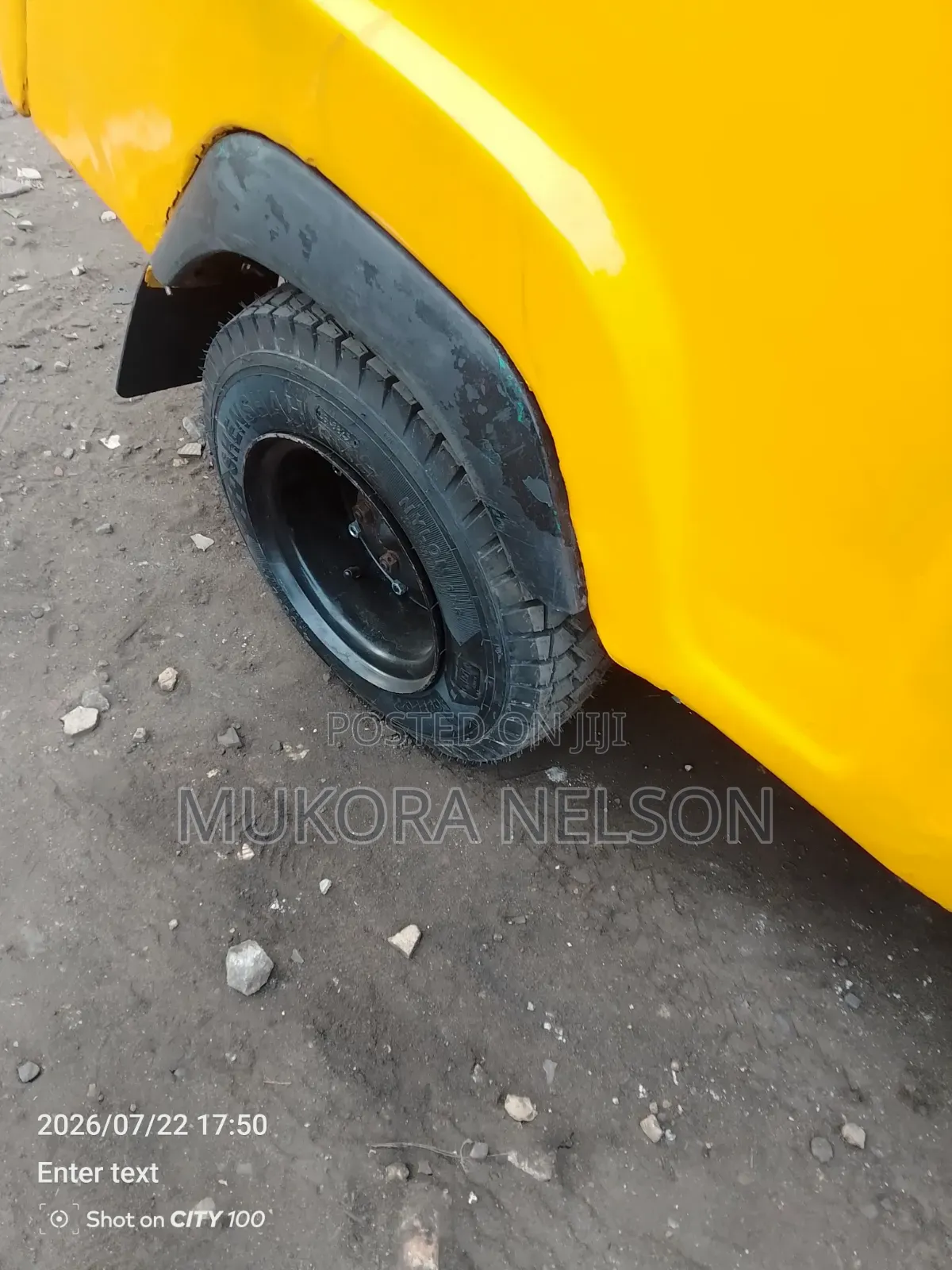 Piaggio 2023 Yellow