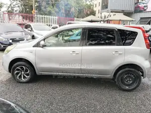 Nissan Note 2012 Silver