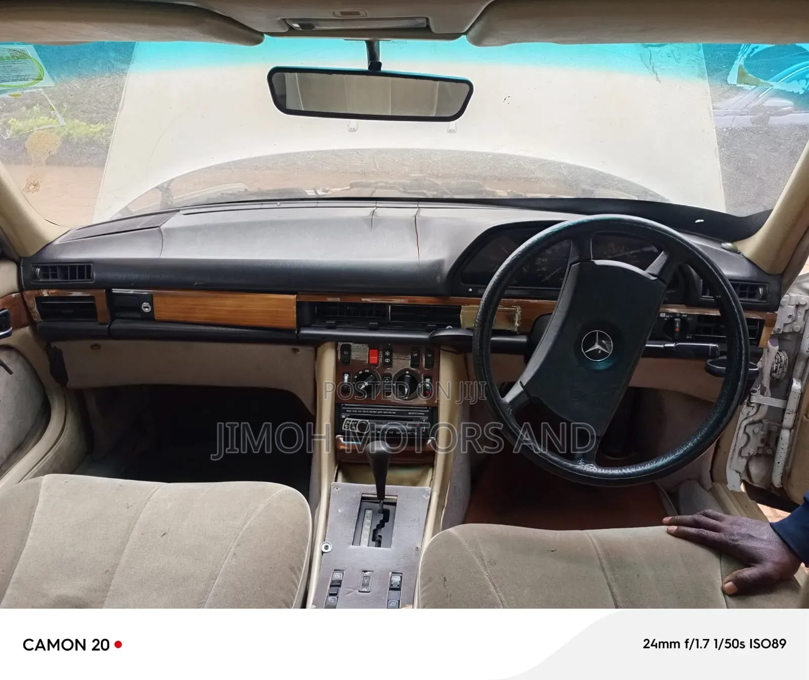 Mercedes-Benz 280E 1990 White
