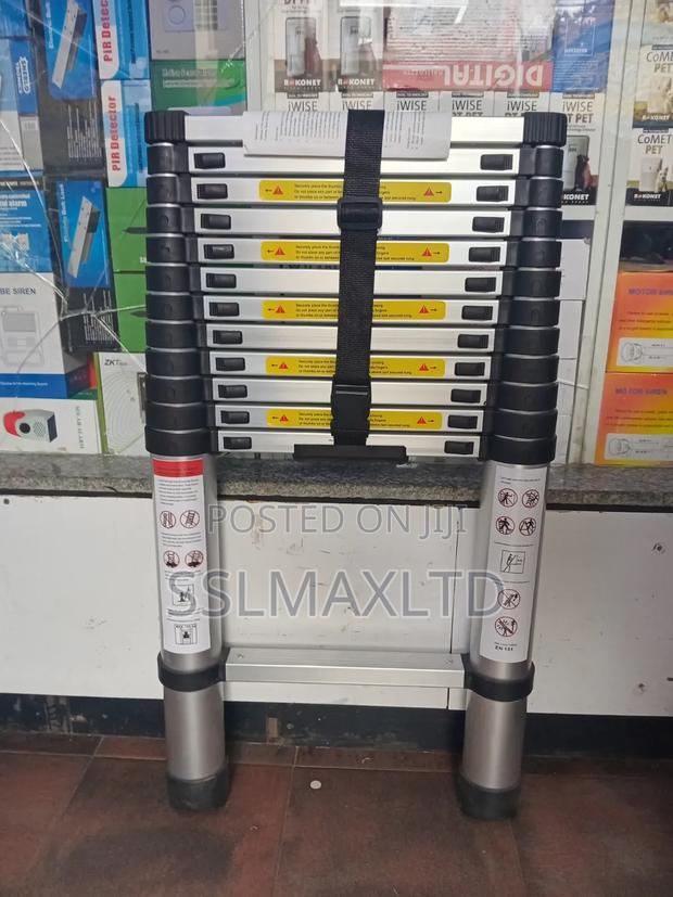 5m Single Telescopic Ladder - main view