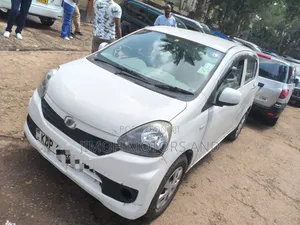 Daihatsu Mira 2016 White