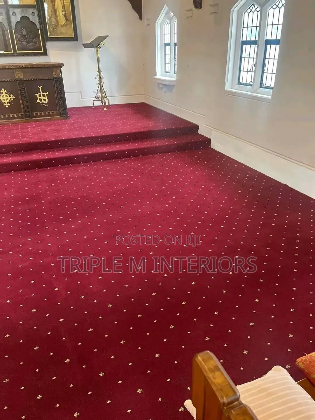 12mm Commercial Grade Maroon Dotted Wall-to-Wall Carpet for Offices