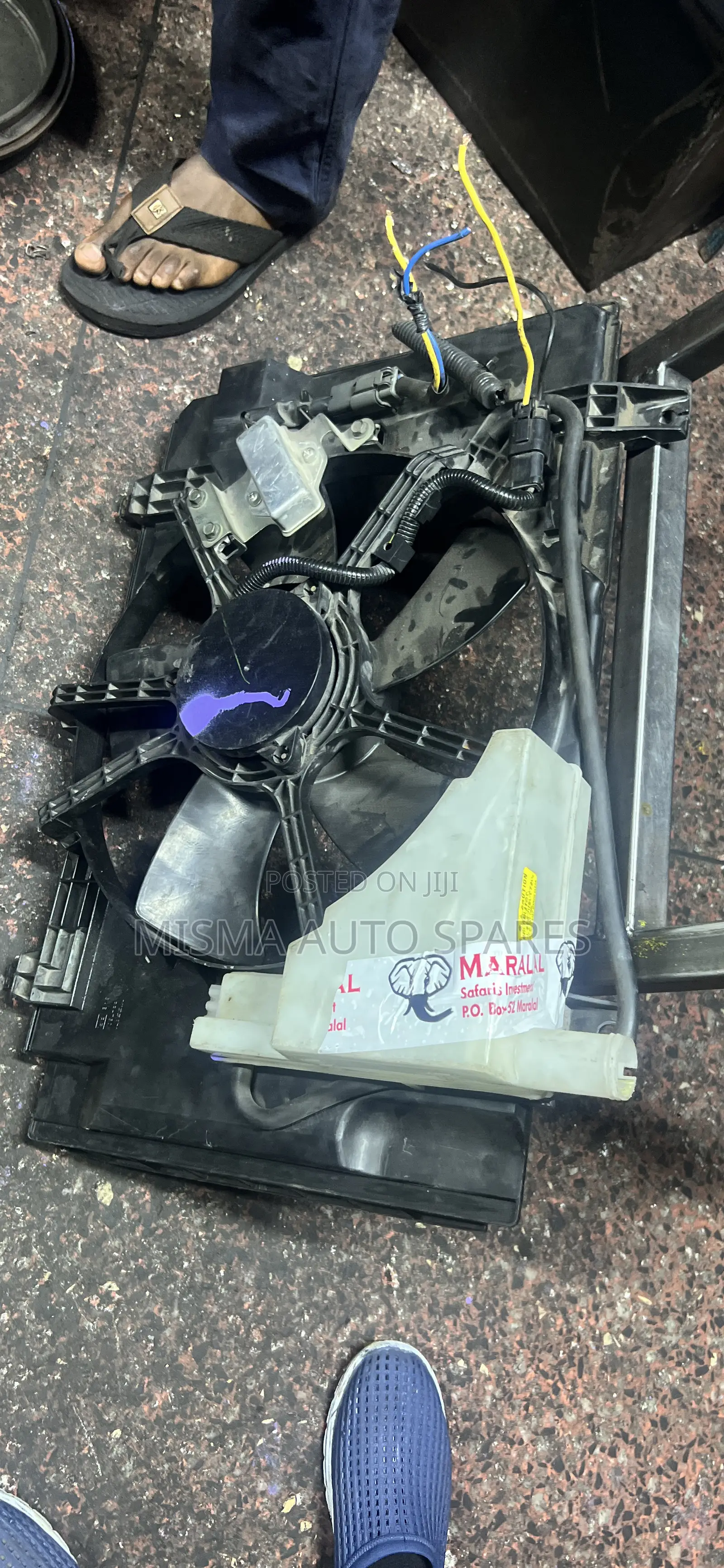 Complete Fan Nissan Tiida