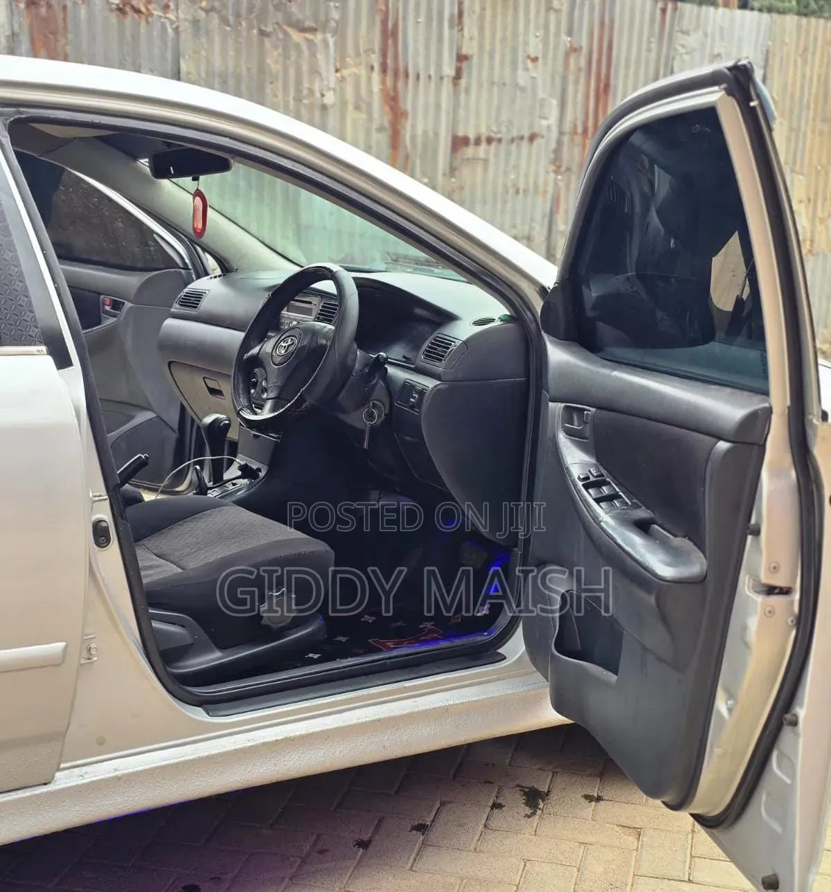 Toyota Corolla RunX 2006 Silver