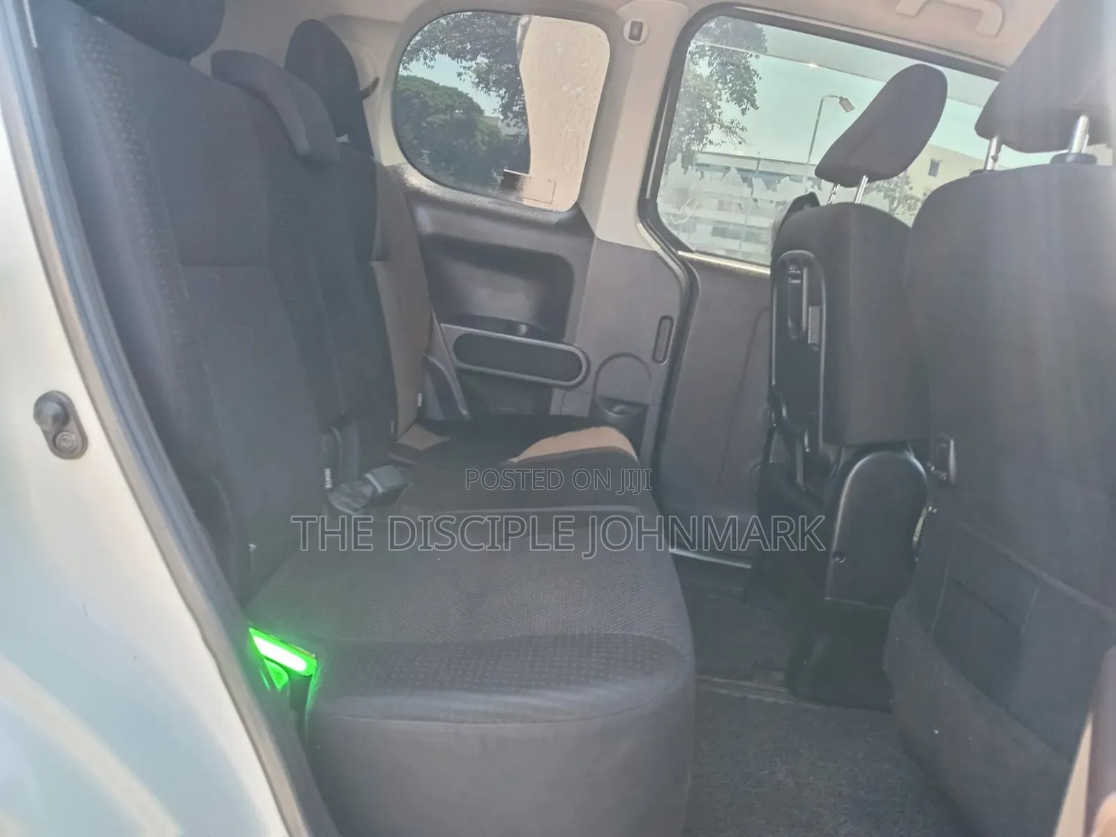 Toyota Spade 2016 White