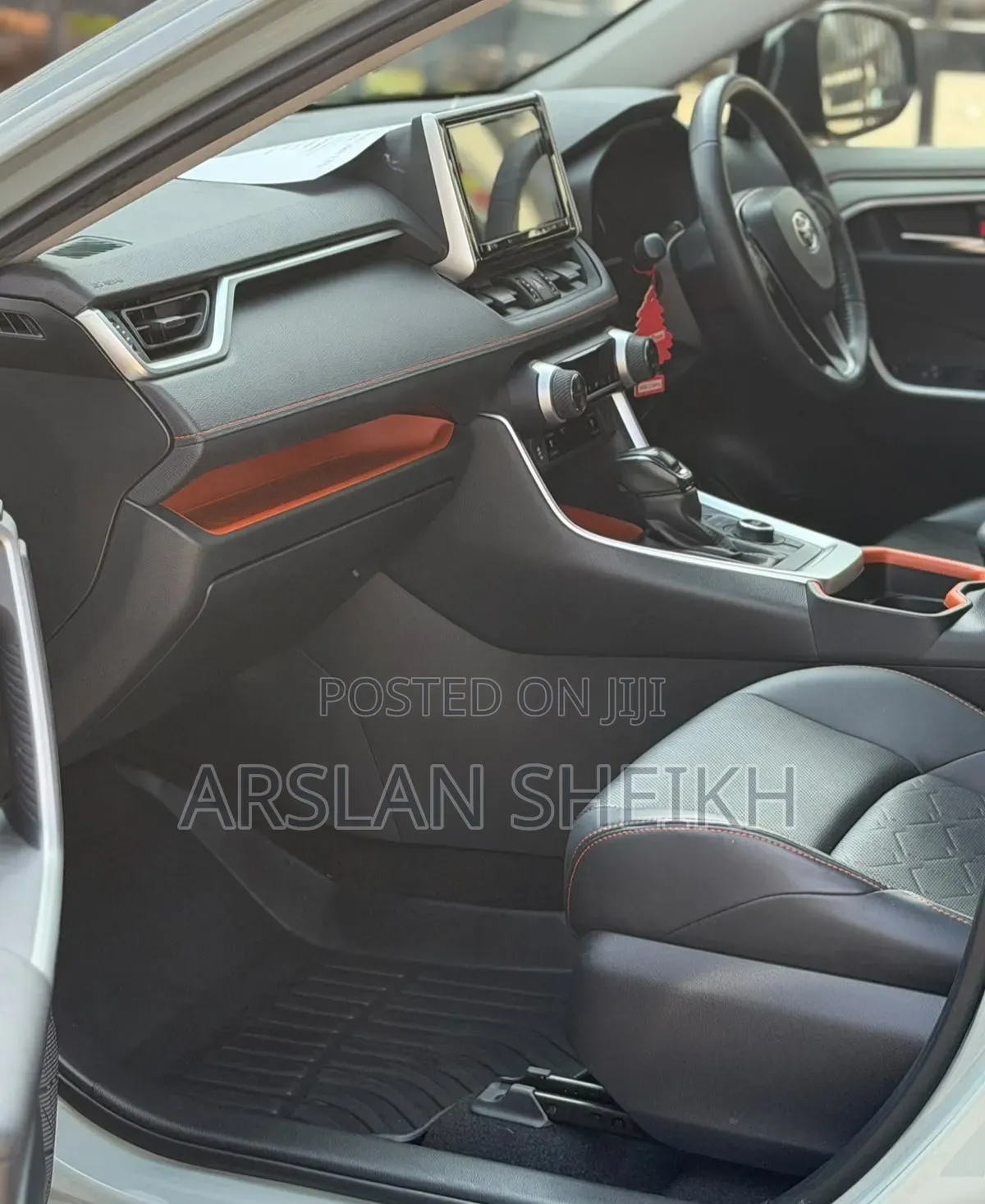 Toyota RAV4 2019 Green