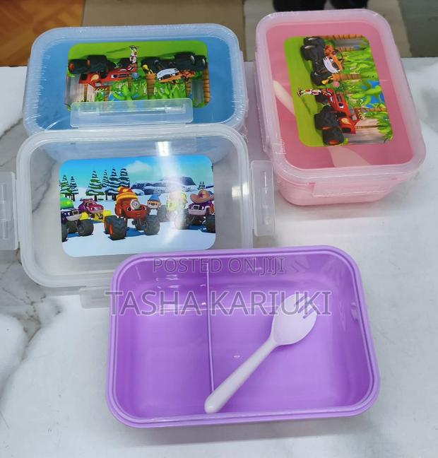 2 Compartment Lunch Box With Spoon