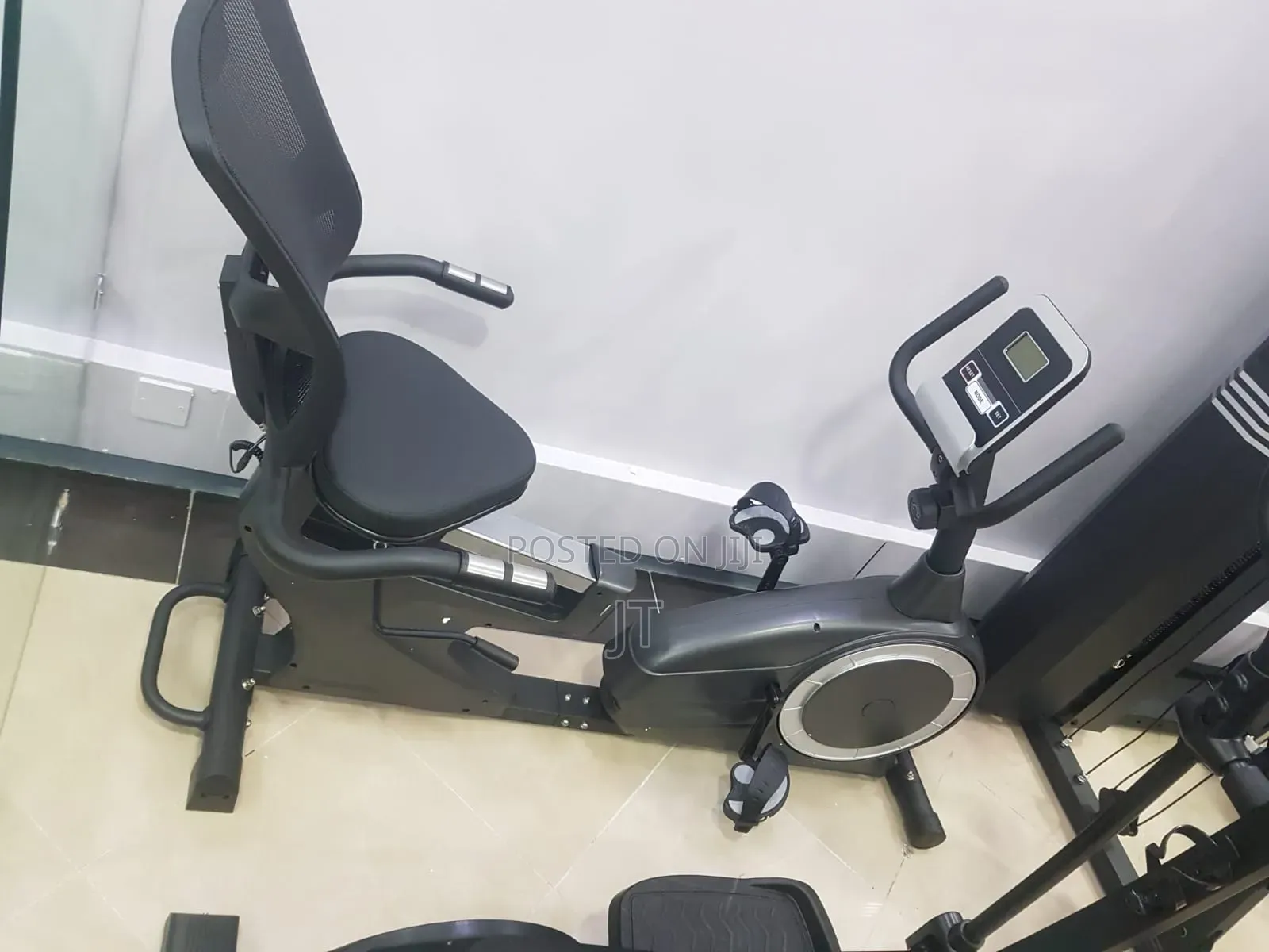 Magnetic Resistance Recumbent Bike
Crunk System
