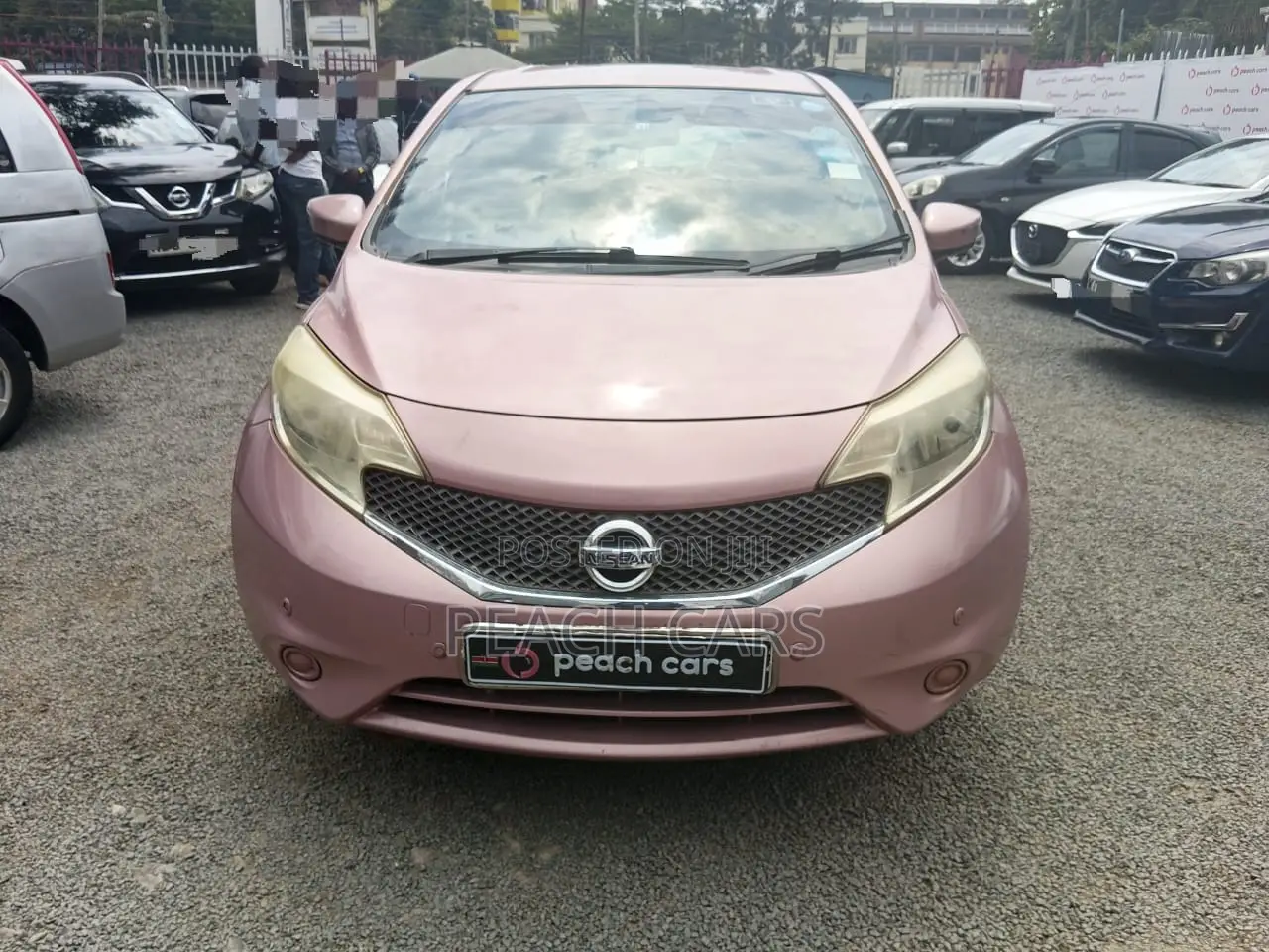 Nissan Note 2014 Pink