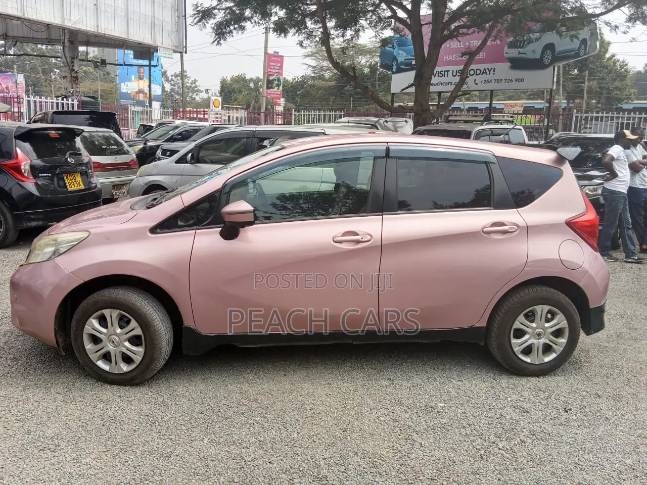 Nissan Note 2014 Pink