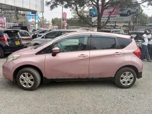 Nissan Note 2014 Pink