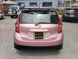 Nissan Note 2014 Pink