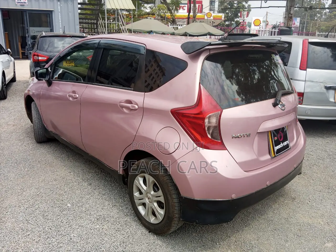 Nissan Note 2014 Pink