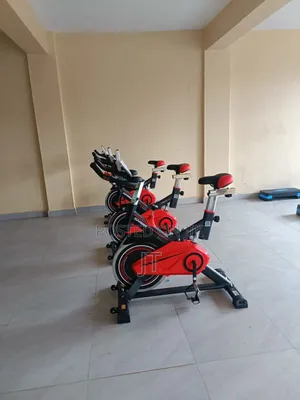 SH 100 Spin Bike 15kg Flywheel
120kg Weight Load