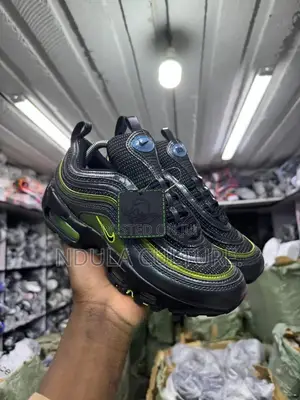 Airmax 96/97 Lightning “Duck of a Feather”