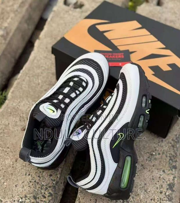 Airmax 96/97 Lightning “Duck of a Feather” - thumbnail 3