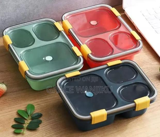 *3 Compartment Kids Lunch Box / Snack Box*