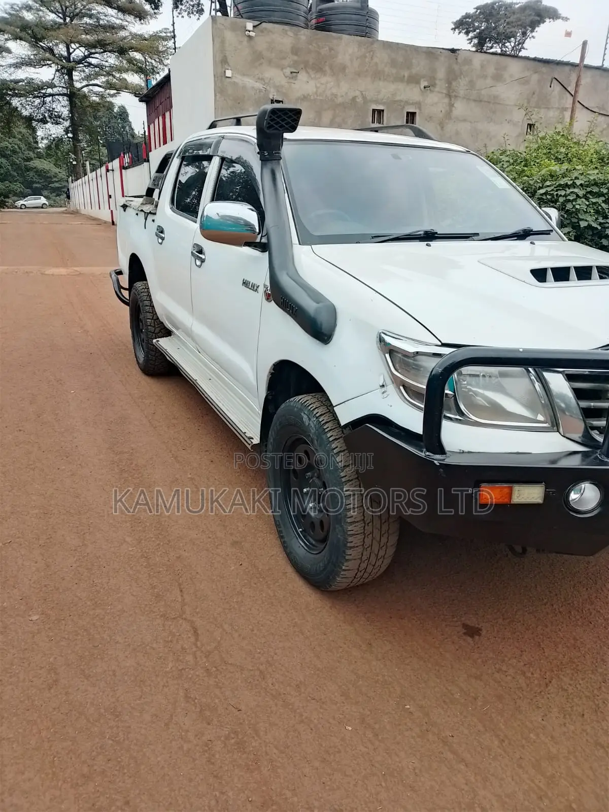 Toyota Hilux 3.0 D-4D 4x4 2013 White
