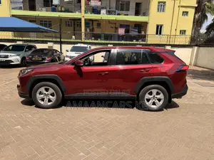 Toyota RAV4 2019 Red