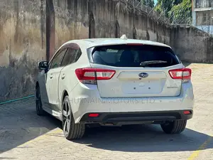 Subaru Impreza 2.0i AWD Hatchback 2019 Pearl