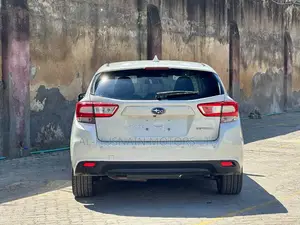 Subaru Impreza 2.0i AWD Hatchback 2019 Pearl