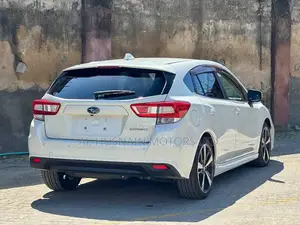 Subaru Impreza 2.0i AWD Hatchback 2019 Pearl