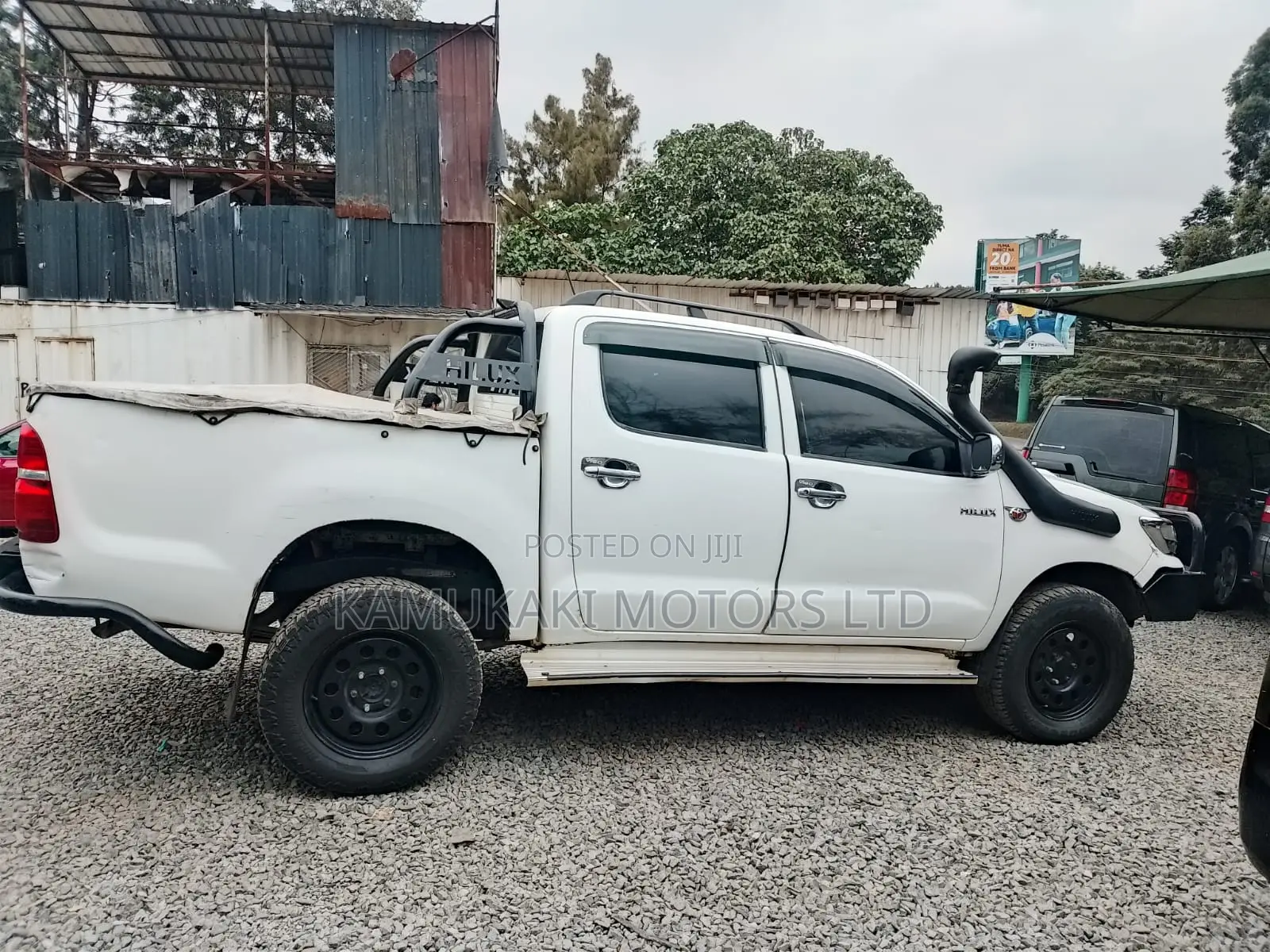 Toyota Hilux 3.0 D-4D 4x4 2013 White