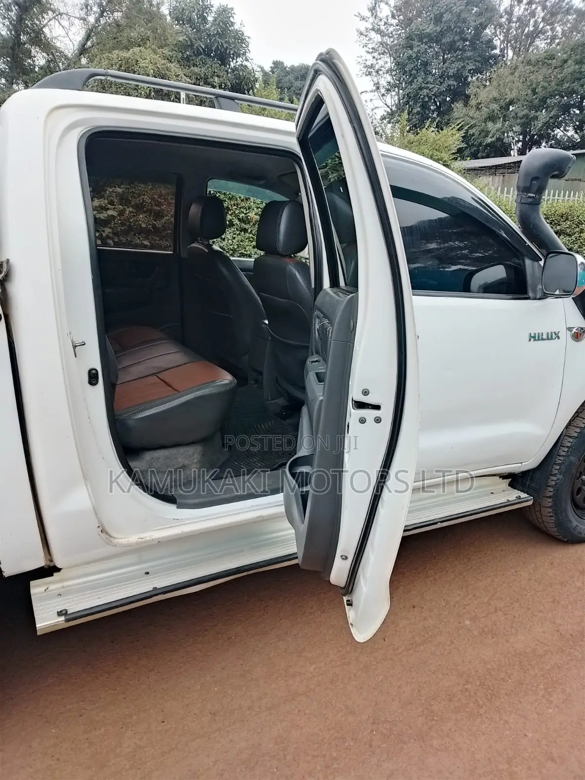 Toyota Hilux 3.0 D-4D 4x4 2013 White