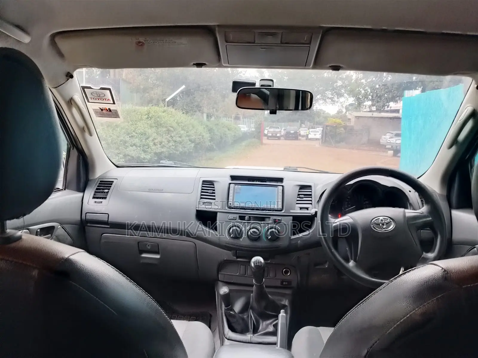 Toyota Hilux 3.0 D-4D 4x4 2013 White
