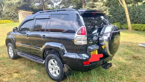Toyota Land Cruiser Prado 2005 Black