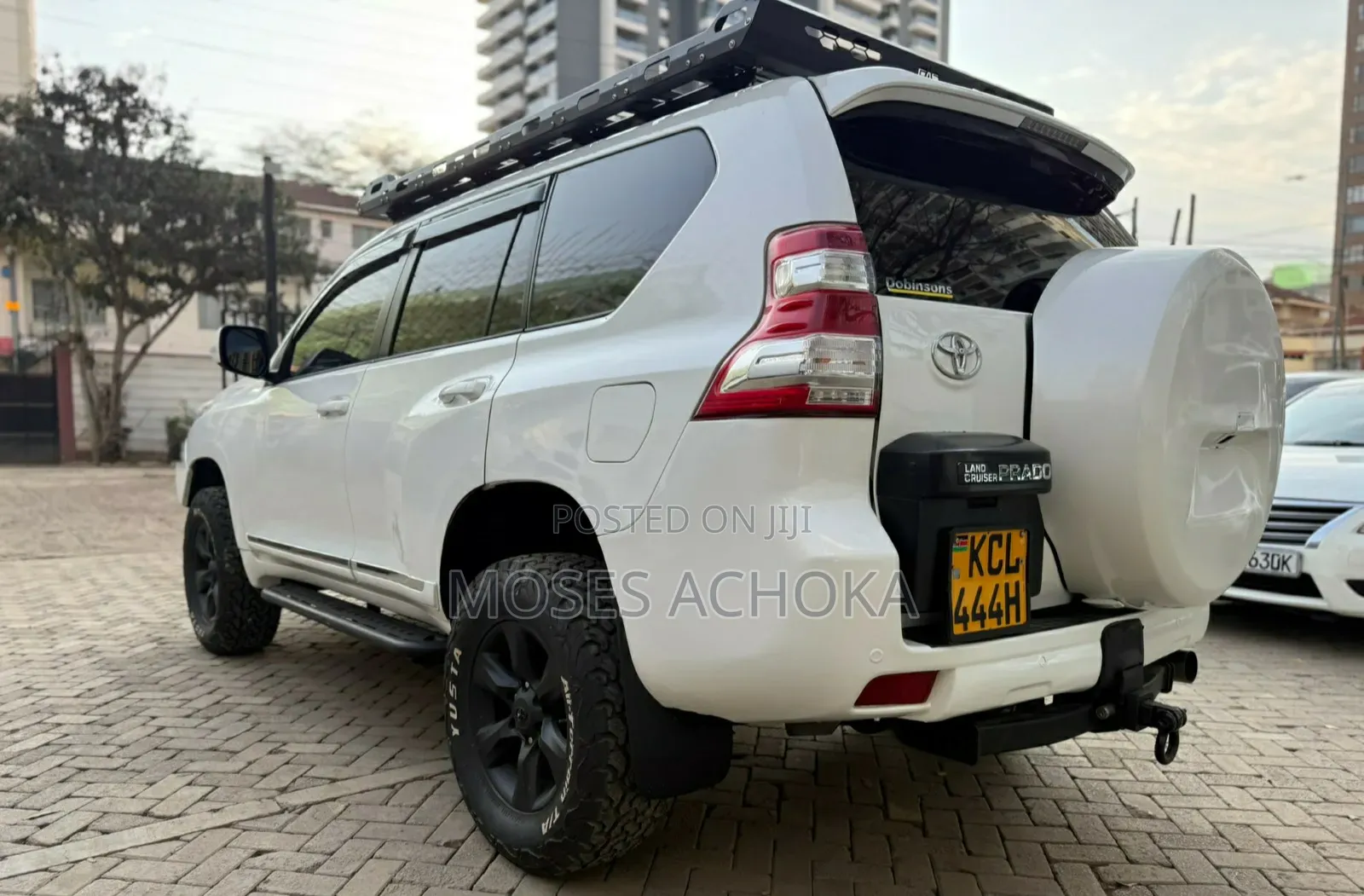 Toyota Land Cruiser Prado 2012 White