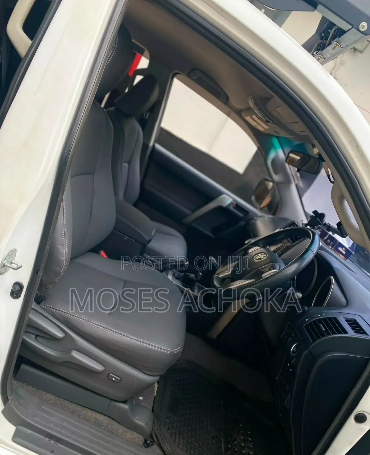 Toyota Land Cruiser Prado 2012 White