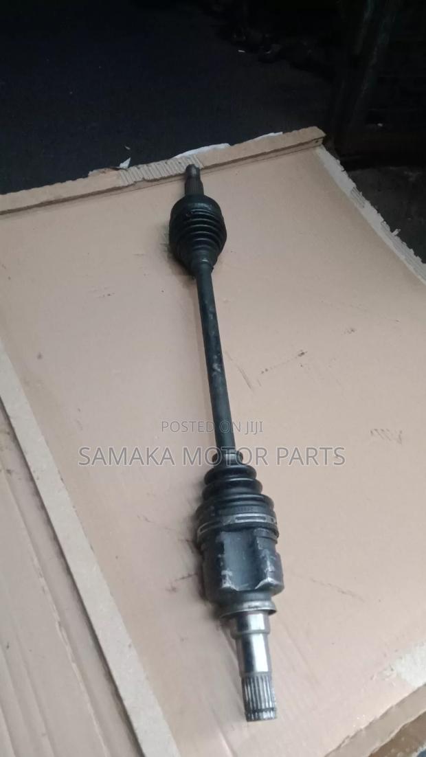 Vitz 2001 Drive Shaft - main view