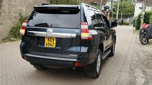 Toyota Land Cruiser Prado 2015 Blue