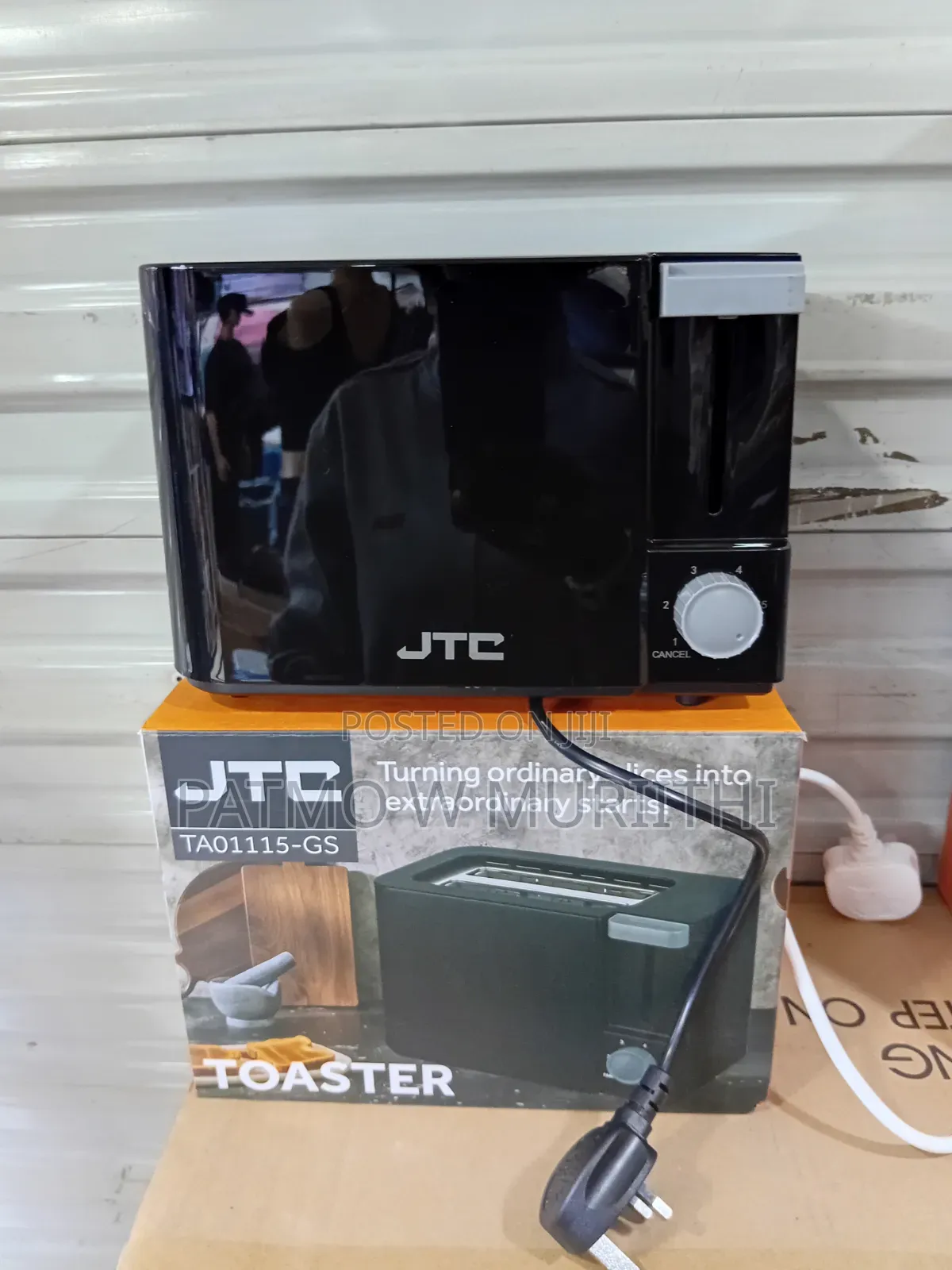 2 Slicer Toaster 650 Watts