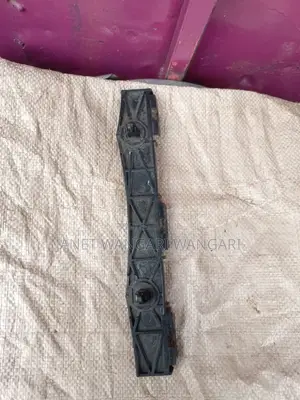 Rear Bumper Slide Lexus Is250