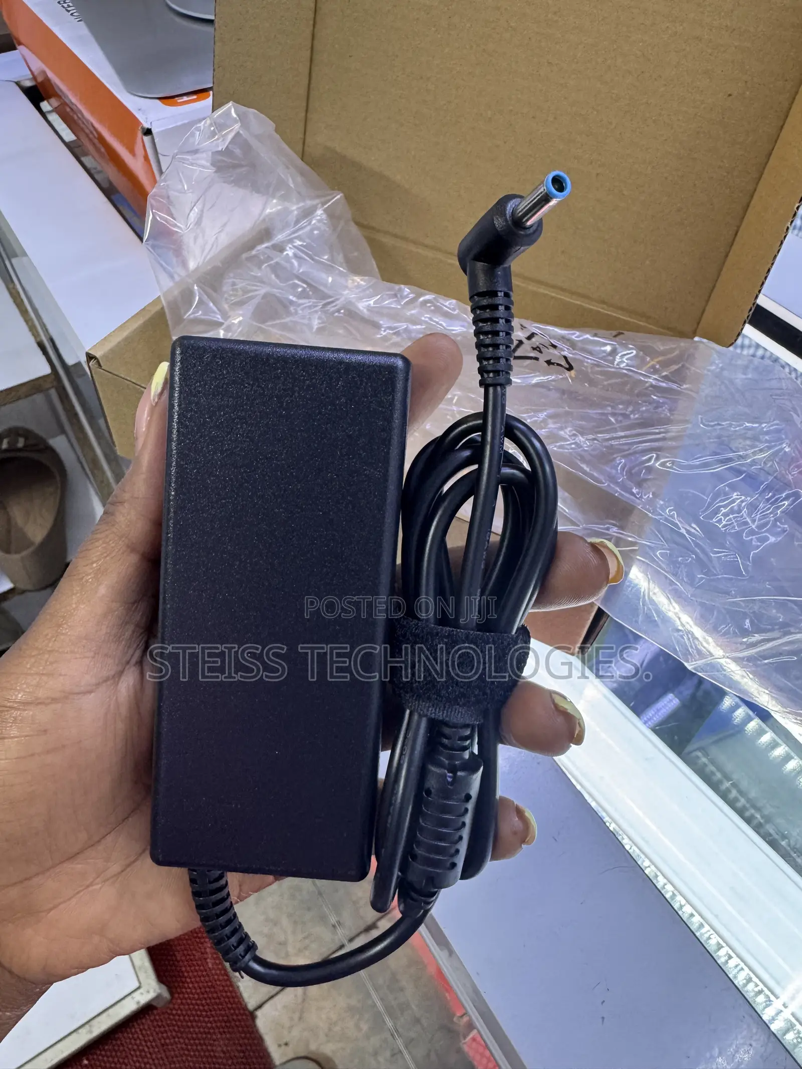 HP Laptop Blue Pin Charger