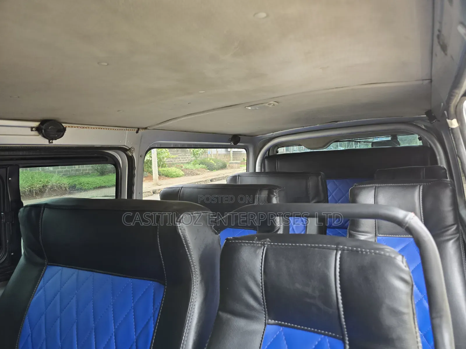 Toyota HiAce 2015 Silver
