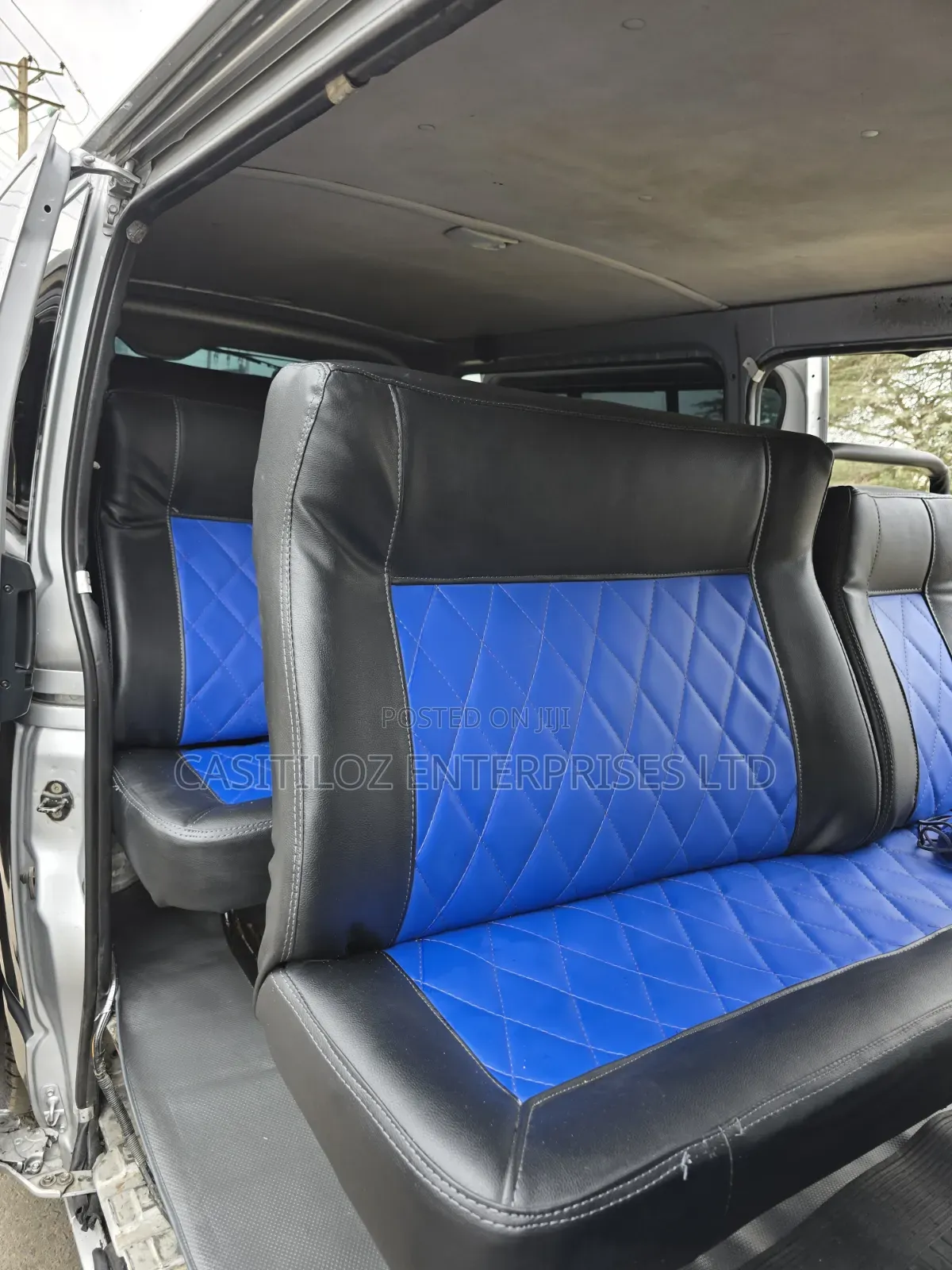 Toyota HiAce 2015 Silver